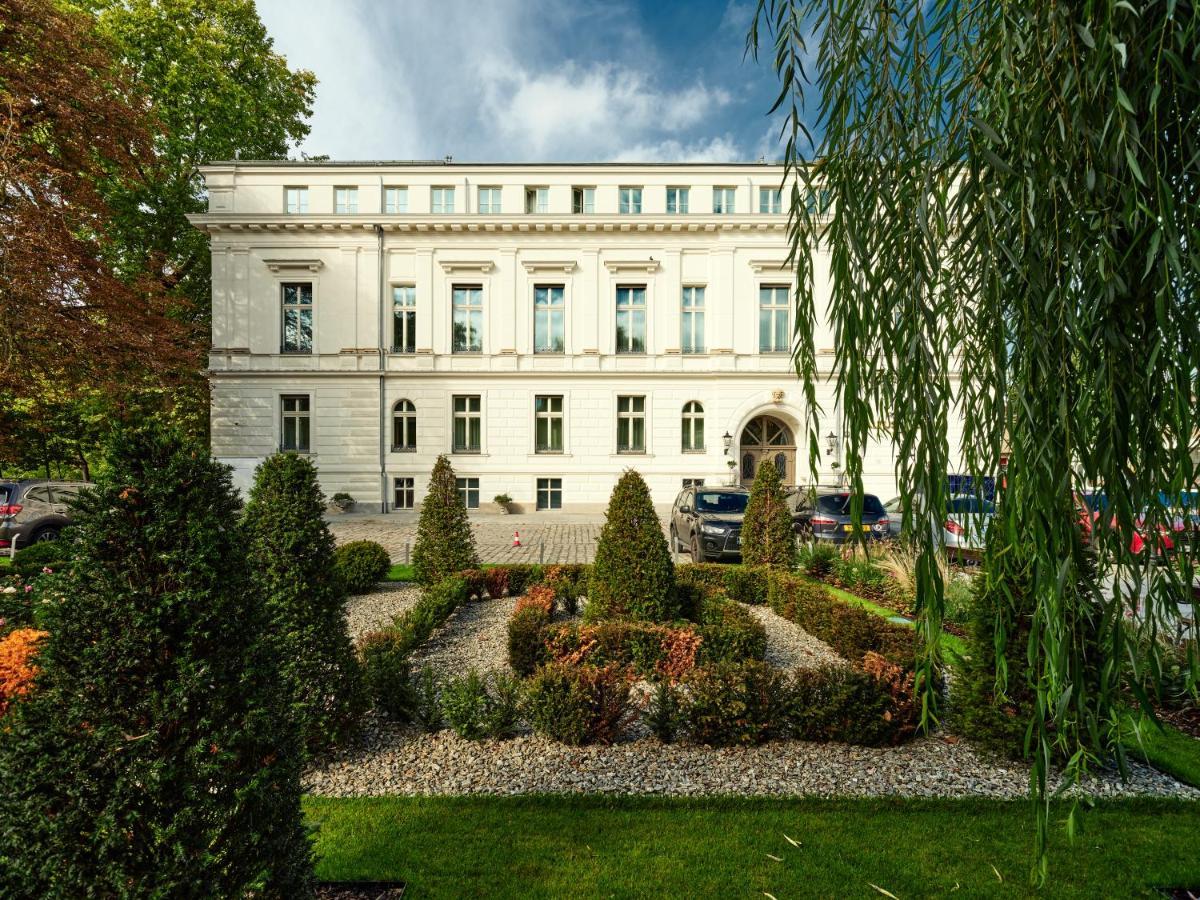 Hotel Altus Palace - Destigo